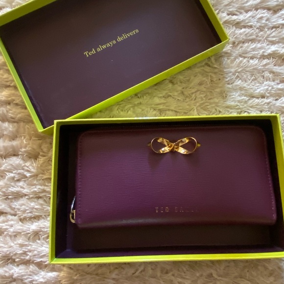 💥SOLD💥Ted Baker Wallet With Box 🌸 Great Condition - Picture 5 of 11